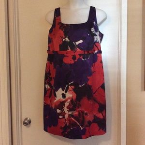 Women's Tahari floral print sleeveless  size 18